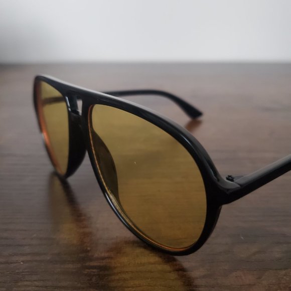 BP Yellow Aviator Sunglasses - Picture 4 of 6